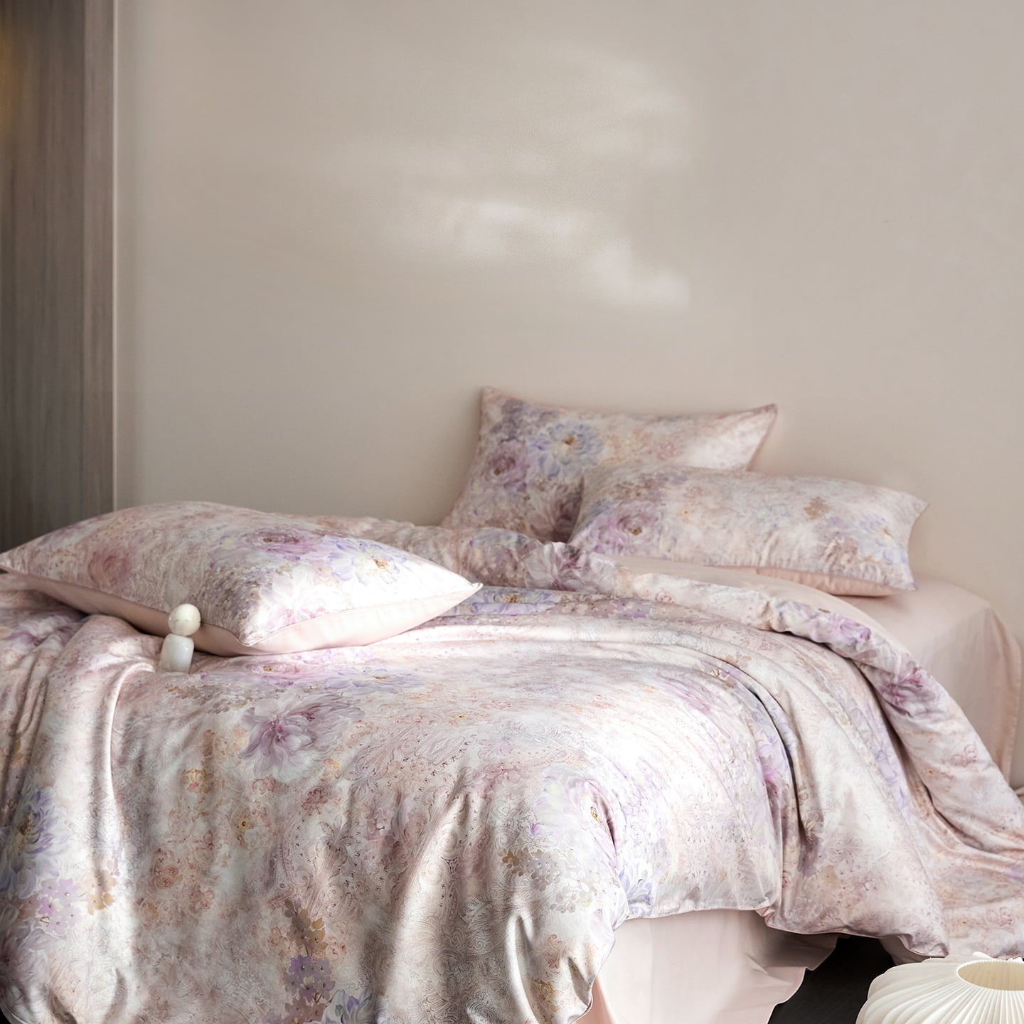 Evelisse Botanical Luxury Egyptian Cotton Duvet Cover Set with Floral and Ornamental Print - Venetto Design Venettodesign.com