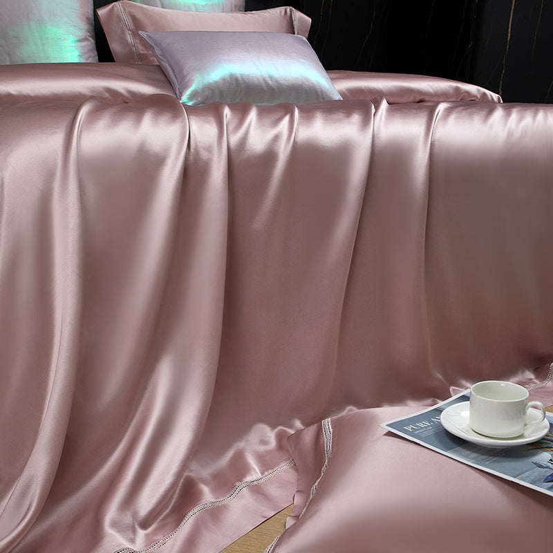 Solenne Magnolia Pink Luxury 19 Momme Pure Mulberry Silk Duvet Cover Set - Venetto Design Venettodesign.com