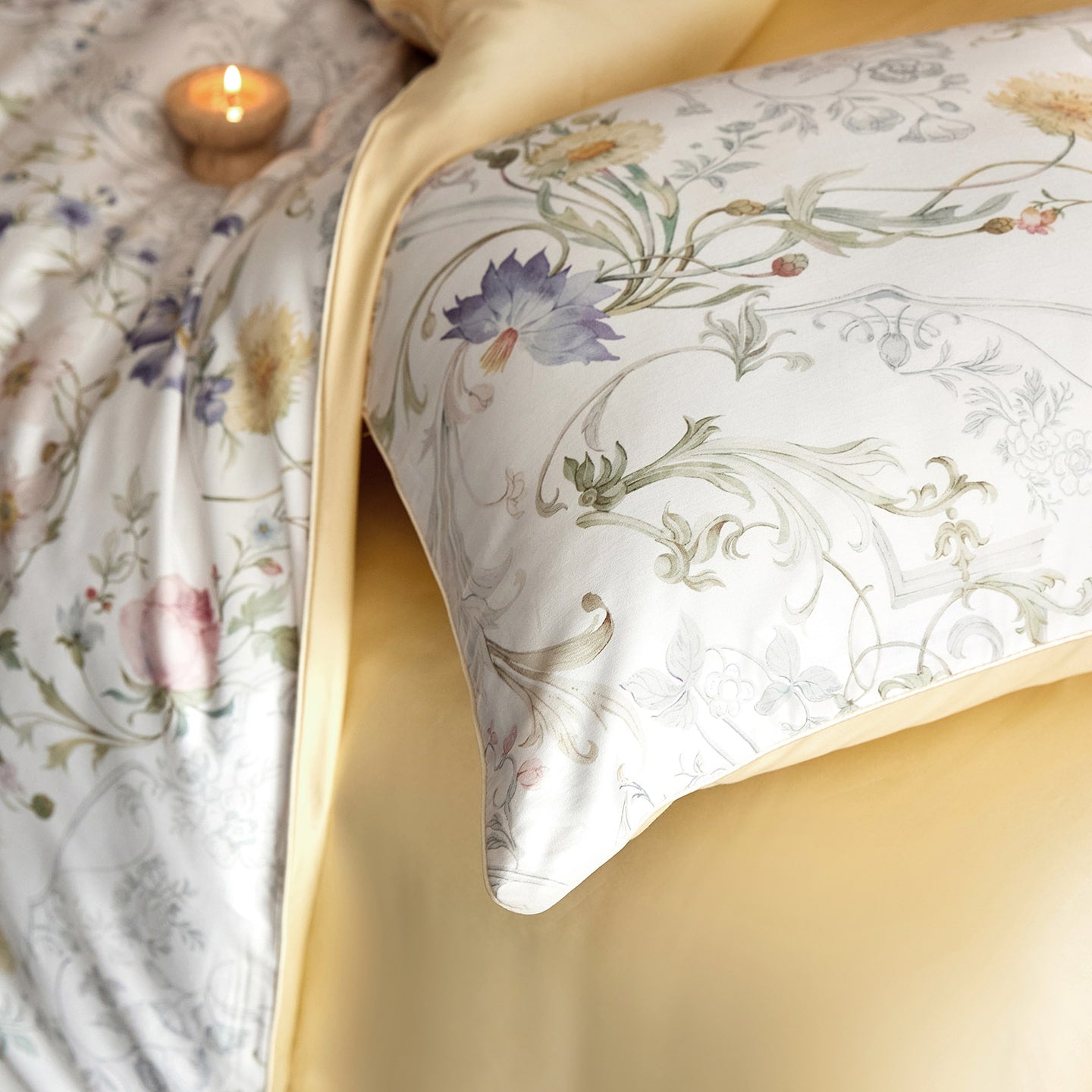 Oriana Botanical Luxury Egyptian Cotton Duvet Cover Set with Floral Print - Venetto Design Venettodesign.com