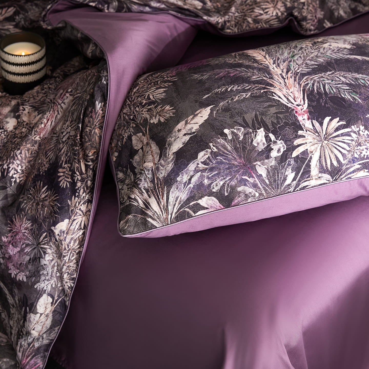 Savona Moonlit Canopy Botanical Luxury Egyptian Cotton Duvet Cover Set with Tropical Jungle and Floral Print - Venetto Design Venettodesign.com
