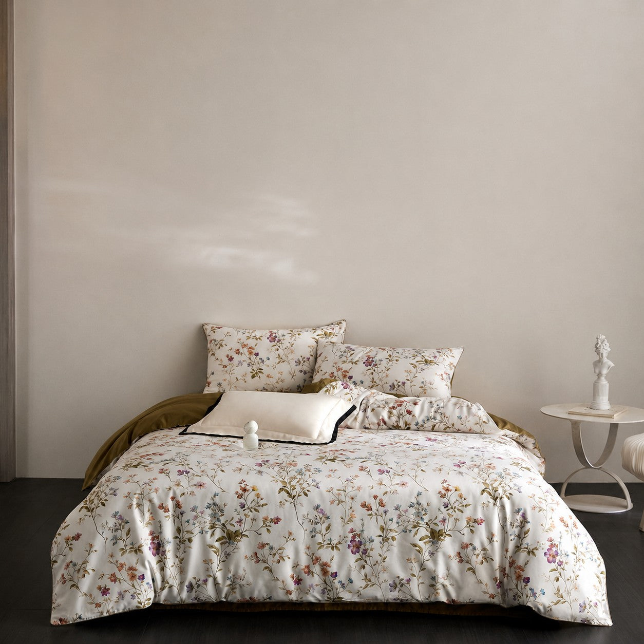 Evren Botanical Luxury Egyptian Cotton Duvet Cover Set with Floral Print - Venetto Design Venettodesign.com