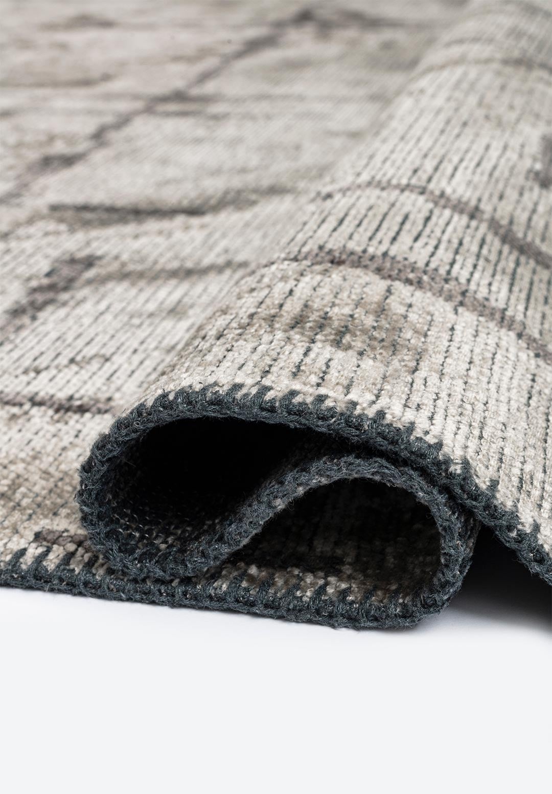 Mark Dark Grey - Cream Rug Rugs - Venetto Design Venettodesign.com