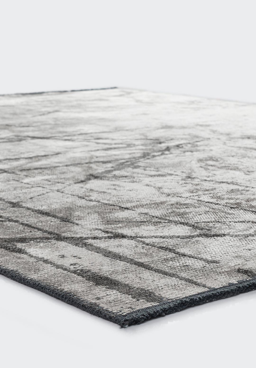 Crack Anthracite - Cream Rug Rugs - Venetto Design Venettodesign.com