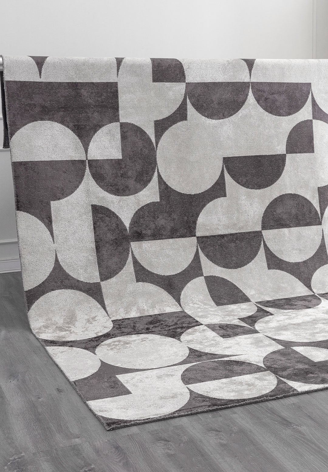 Circle Charcoal - Bone Rug Rugs - Venetto Design Venettodesign.com