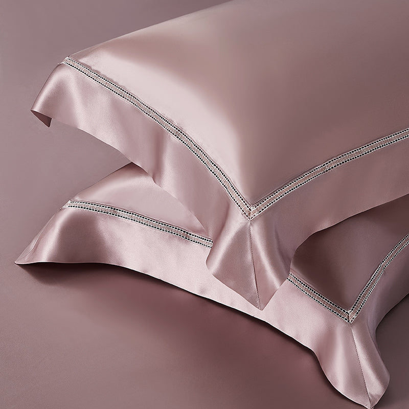 Solenne Magnolia Pink Luxury 19 Momme Pure Mulberry Silk Duvet Cover Set - Venetto Design Venettodesign.com