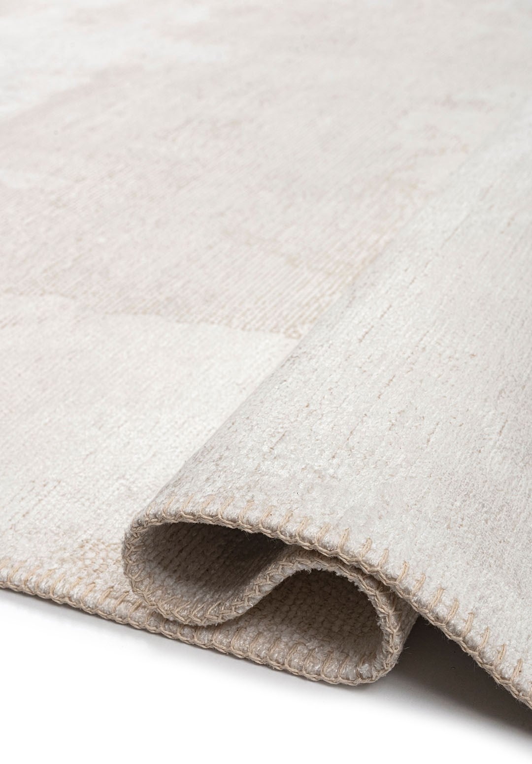 Lush White Rug Rugs - Venetto Design Venettodesign.com