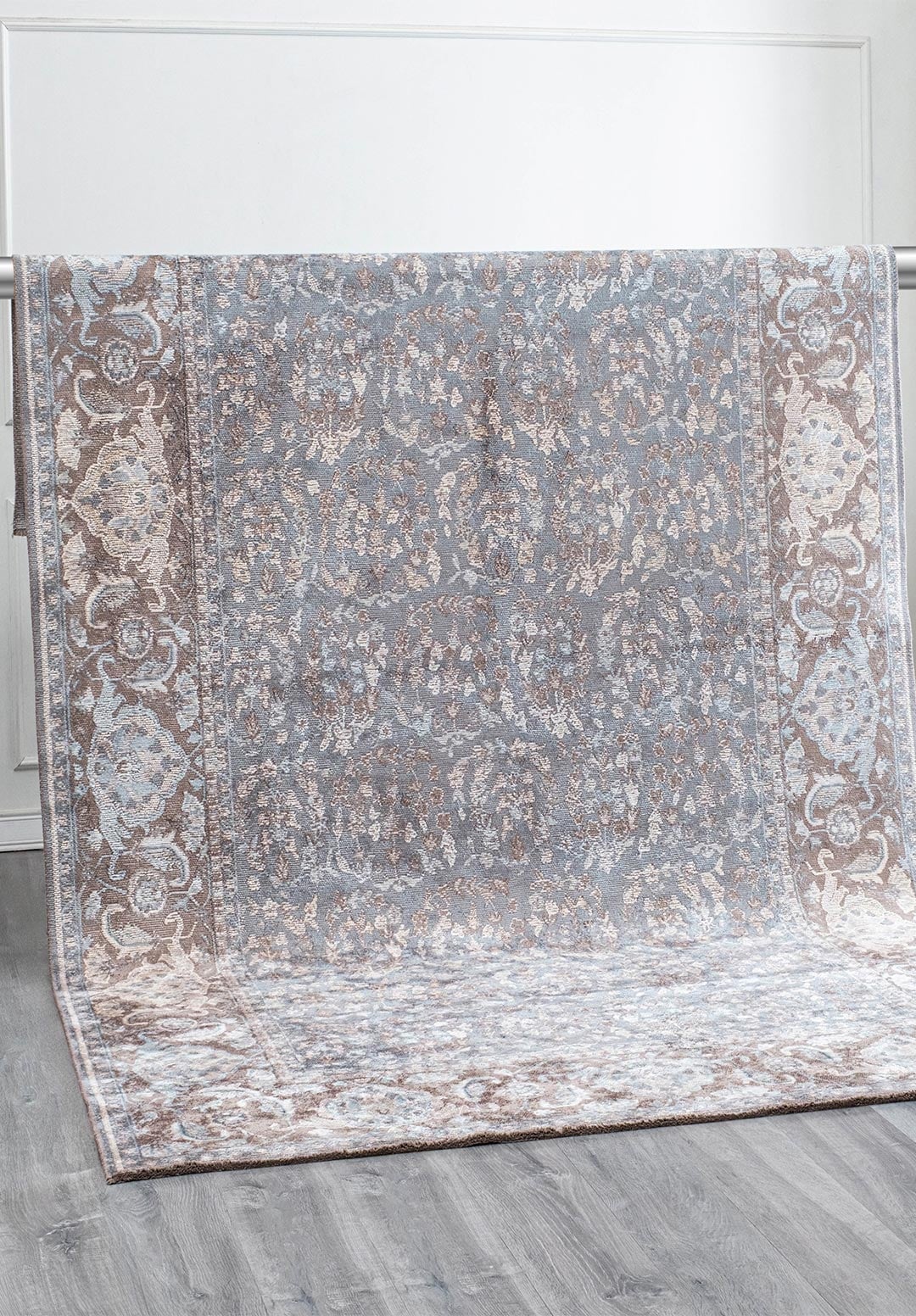 Vellora Blue Ice Rug