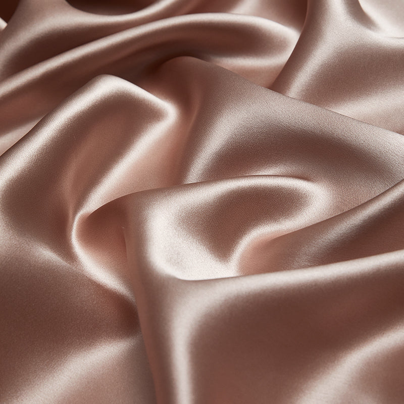 Solenne Cameo Rose Luxury 19 Momme Pure Mulberry Silk Duvet Cover Set - Venetto Design Venettodesign.com