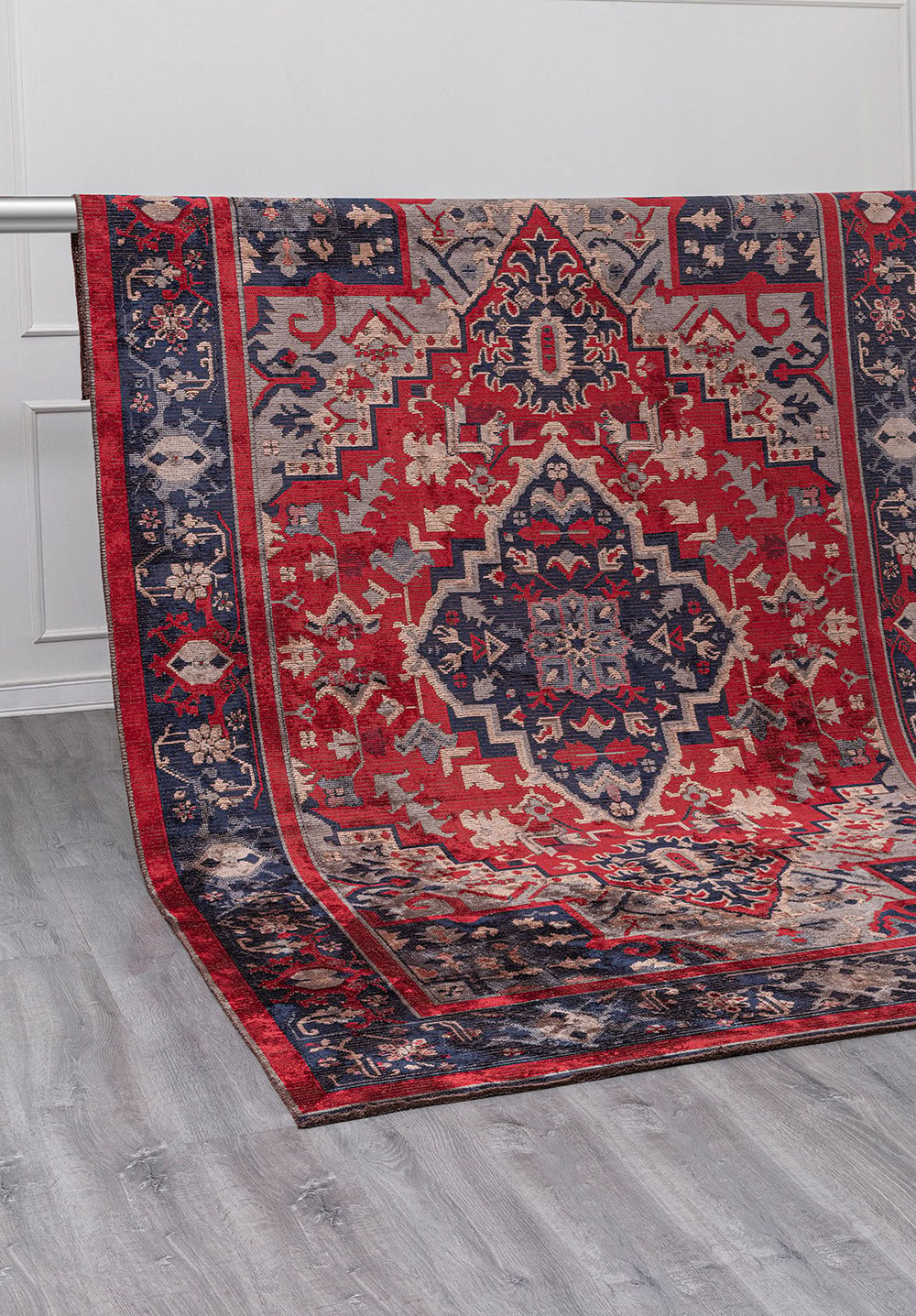 Alcasar Navy Blue - Red Rug