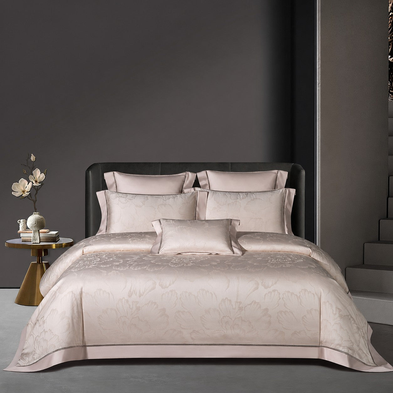 Valmont Blush Ivory Luxury Tencel Duvet Cover Set with Floral Jacquard Pattern - Venetto Design Venettodesign.com