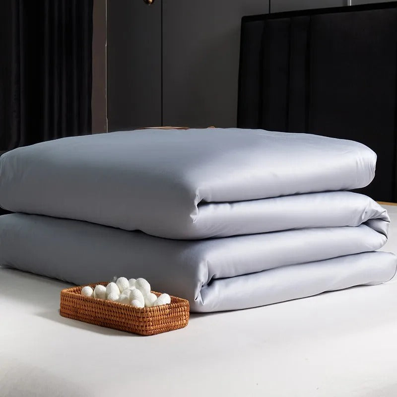 Seda Silvery Grey Mulberry Silk Filling Comforter