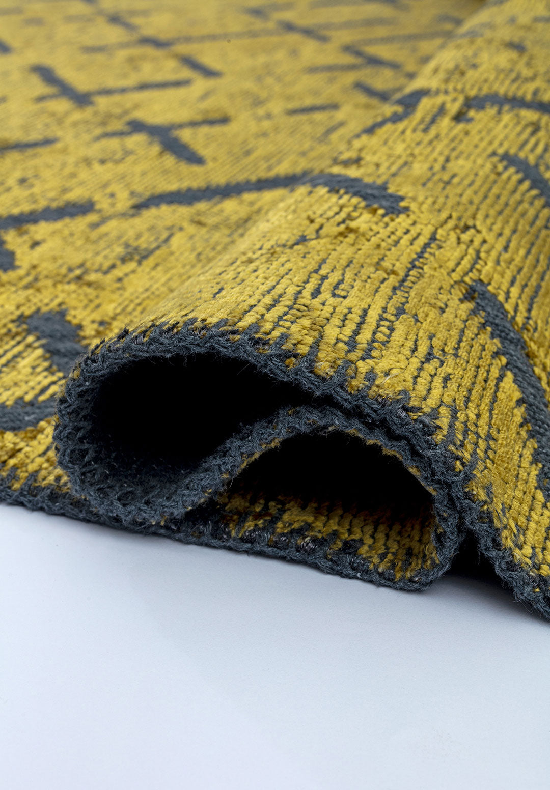 Mystique Yellow Rug Rugs - Venetto Design Venettodesign.com