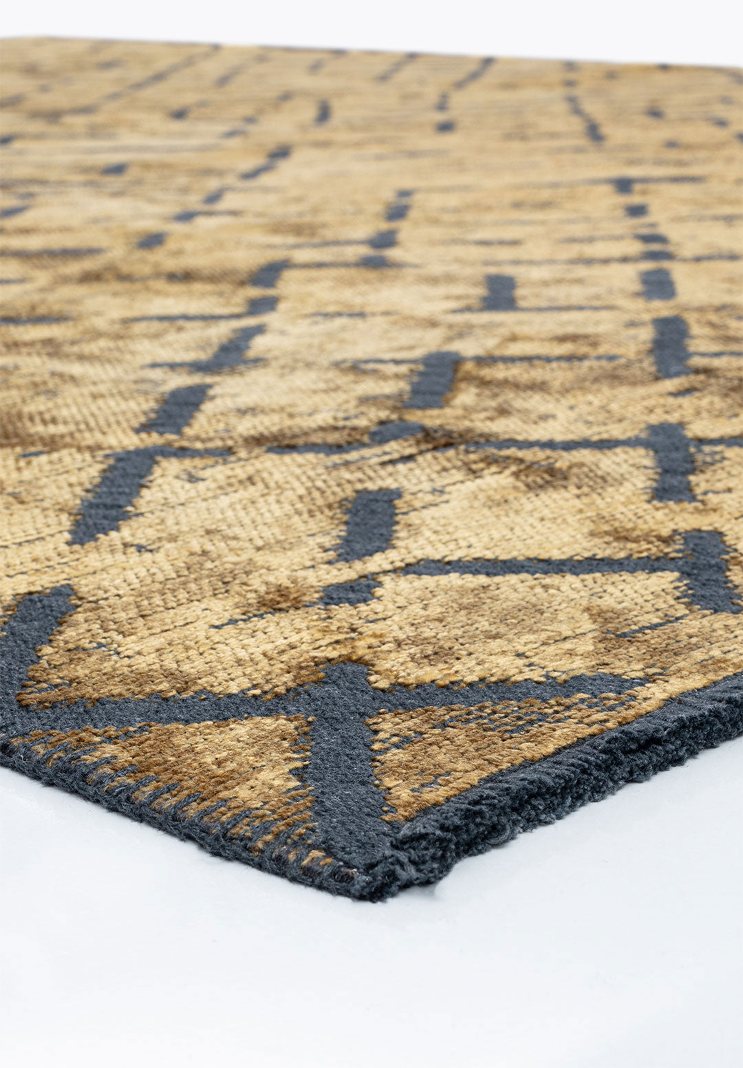 Mystique Gold Rug Rugs - Venetto Design Venettodesign.com