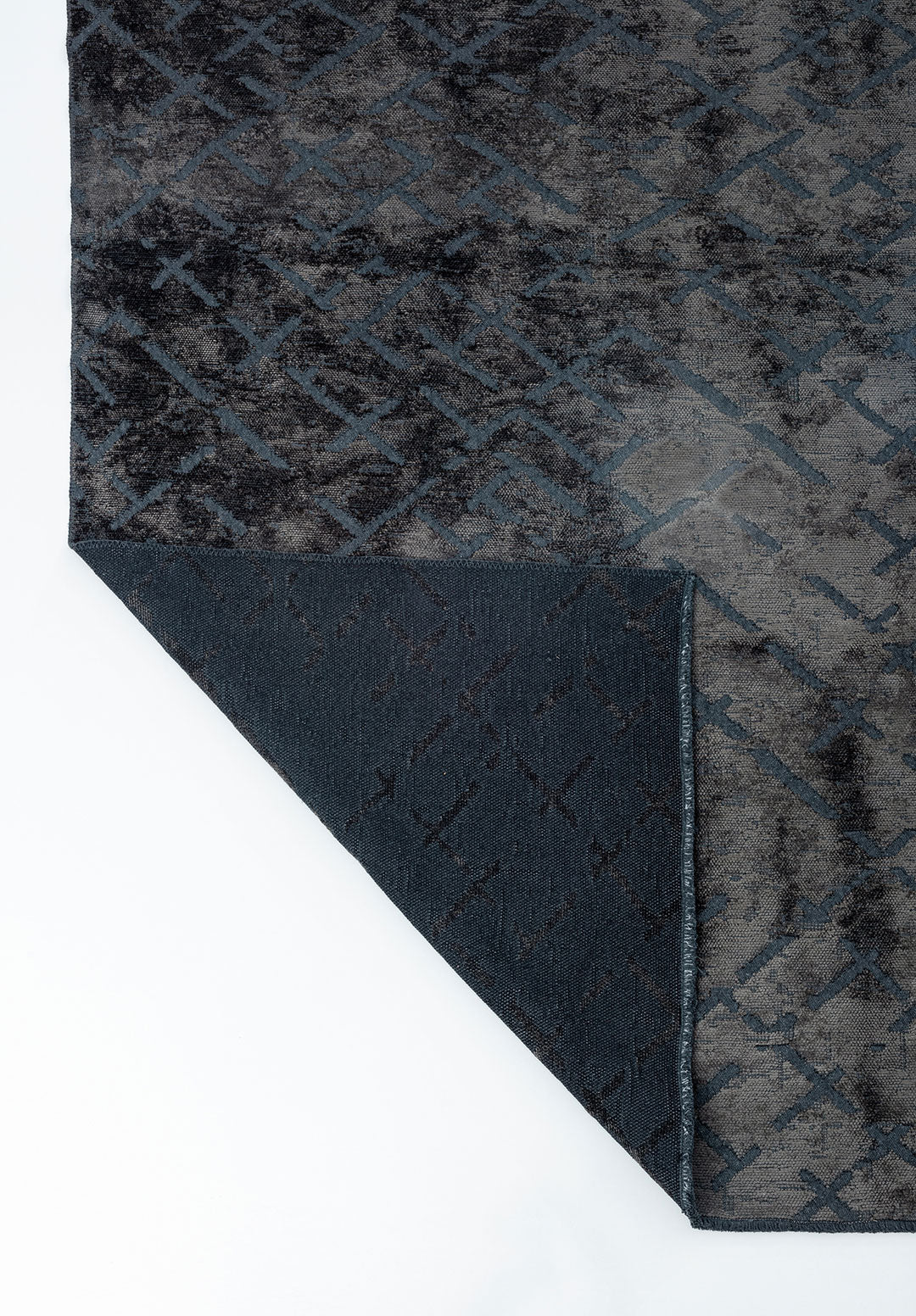 Mystique Anthracite Rug Rugs - Venetto Design Venettodesign.com