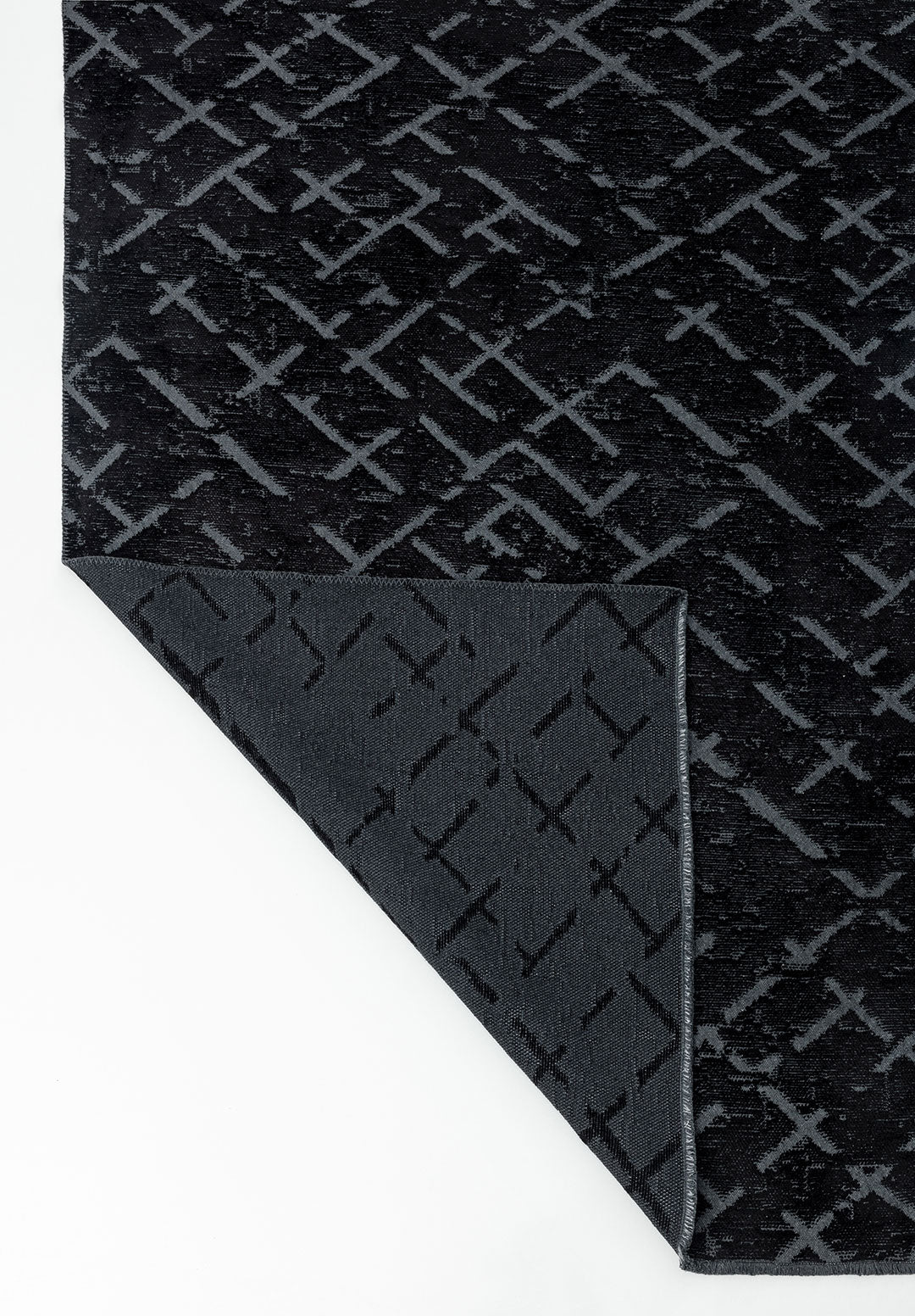 Mystique Black Rug Rugs - Venetto Design Venettodesign.com