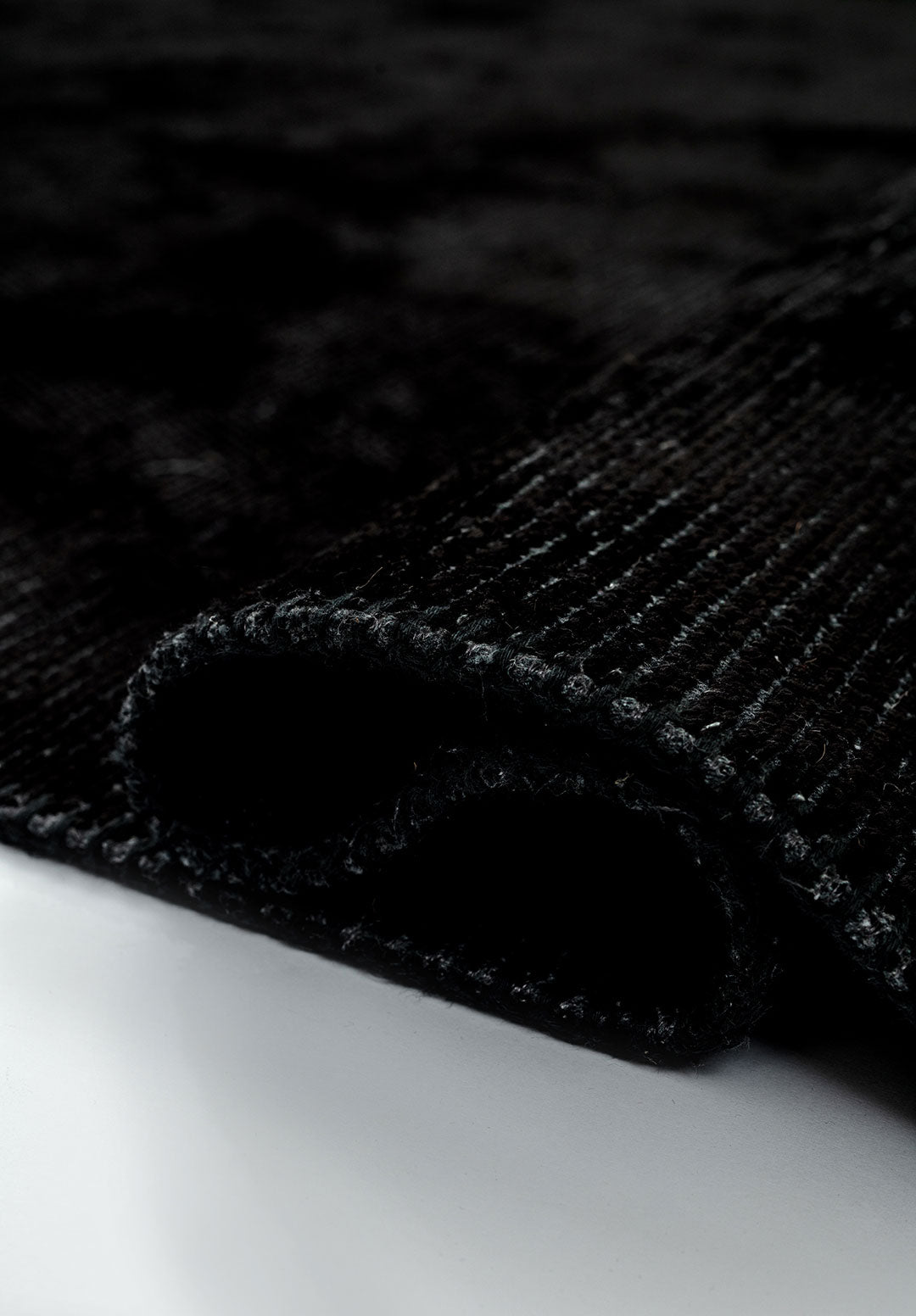 Plain Black Rug Rugs - Venetto Design Venettodesign.com