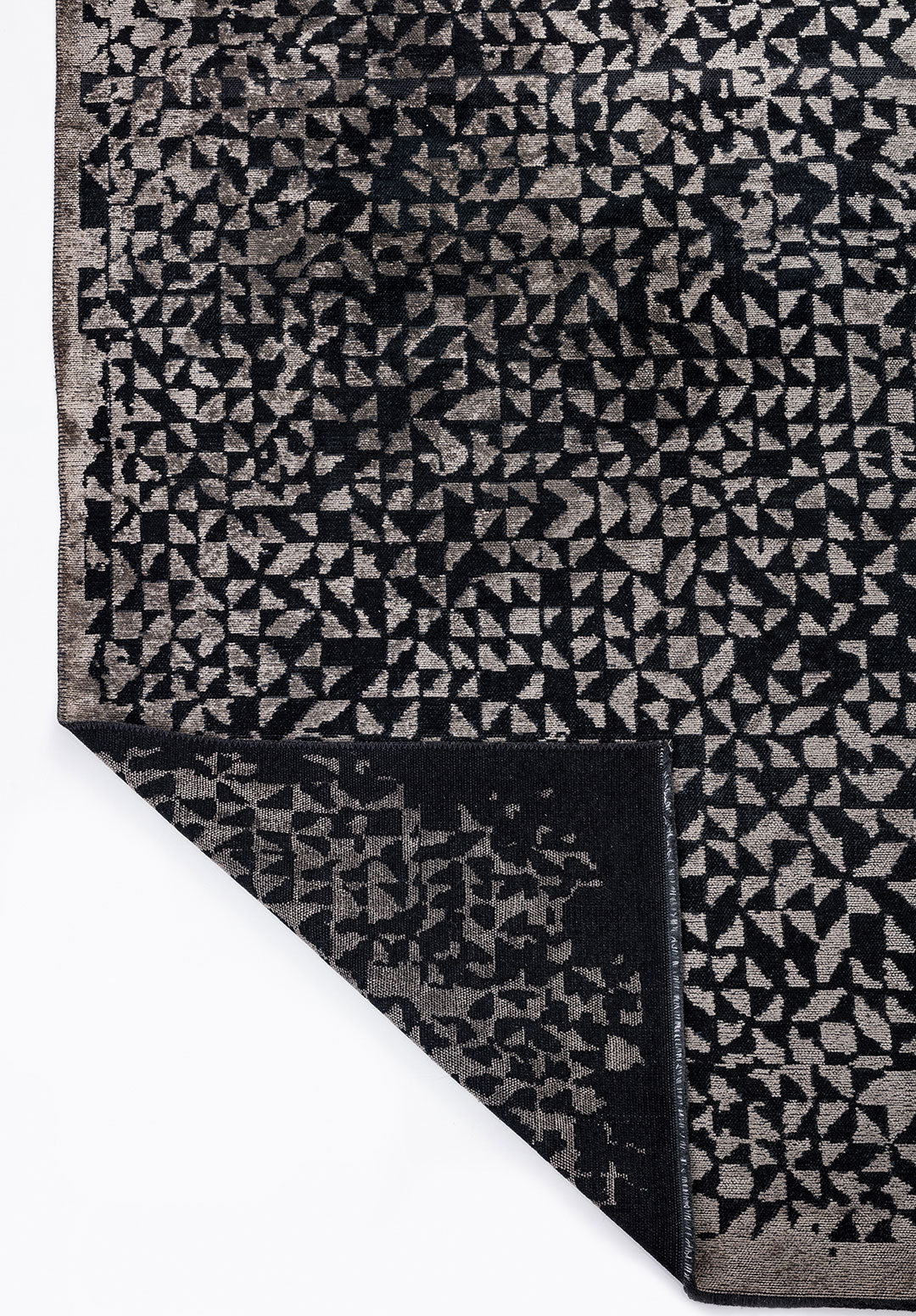 Bologna Matte Black - Beige Rug Rugs - Venetto Design Venettodesign.com