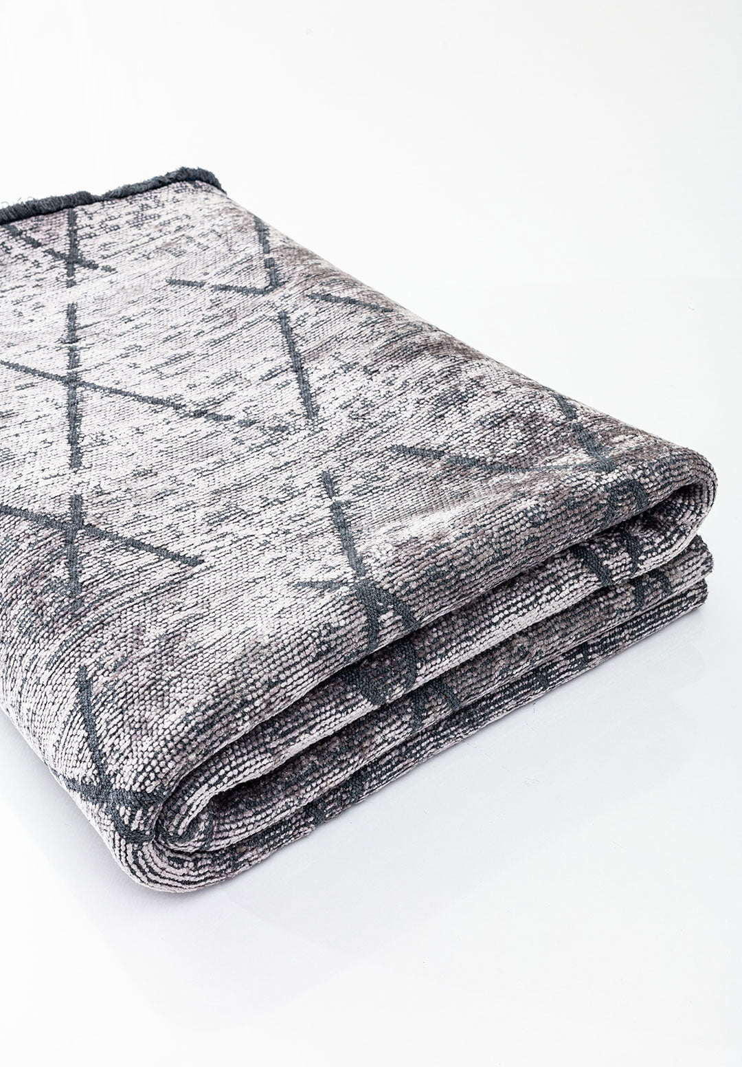 Diamond Light Grey Rug Rugs - Venetto Design Venettodesign.com