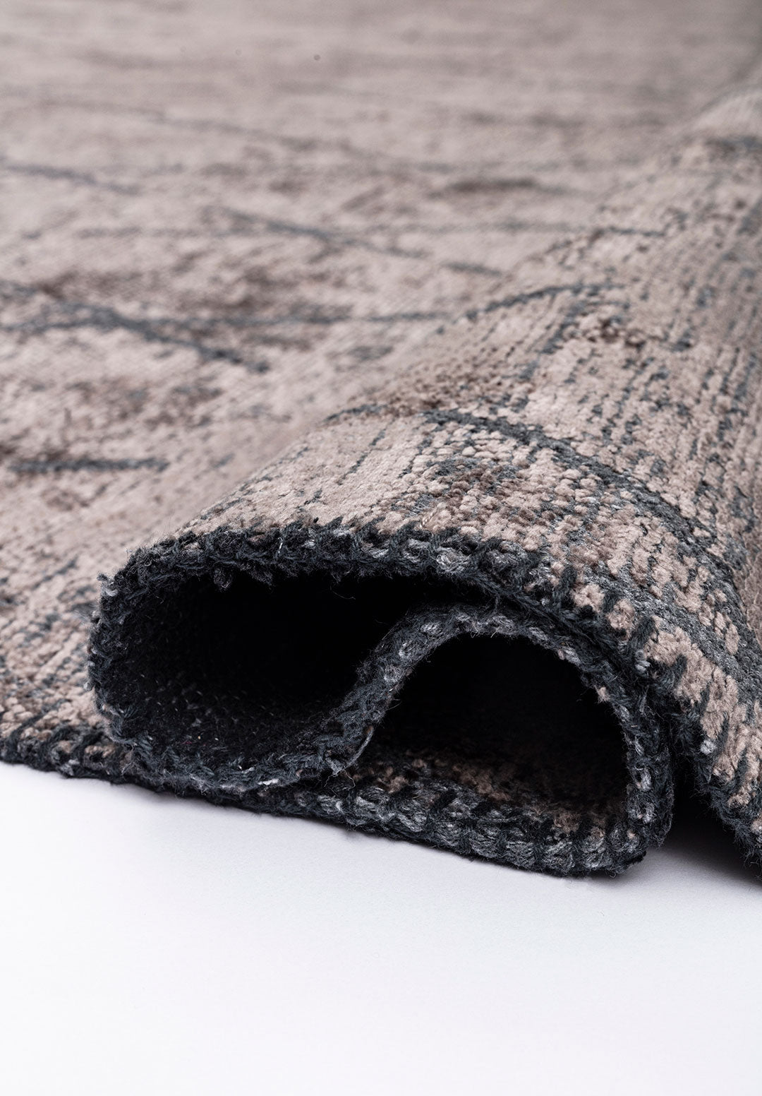 Diamond Dark Grey Rug Rugs - Venetto Design Venettodesign.com