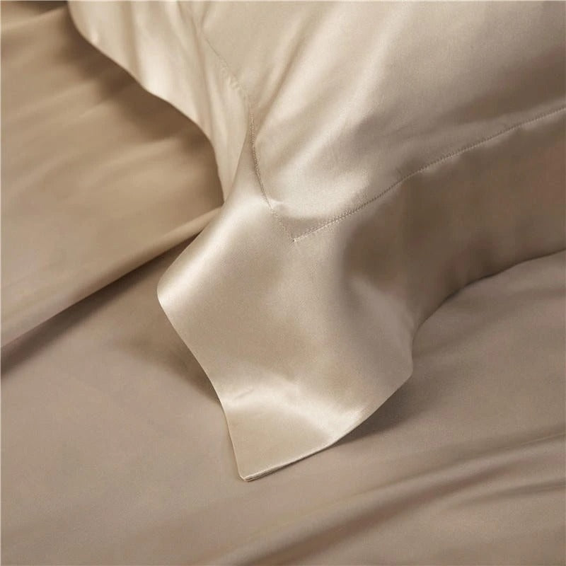 Eloise Leather Beige Luxury Pure Mulberry Silk Bedding Set Duvet Cover Set - Venetto Design Venettodesign.com