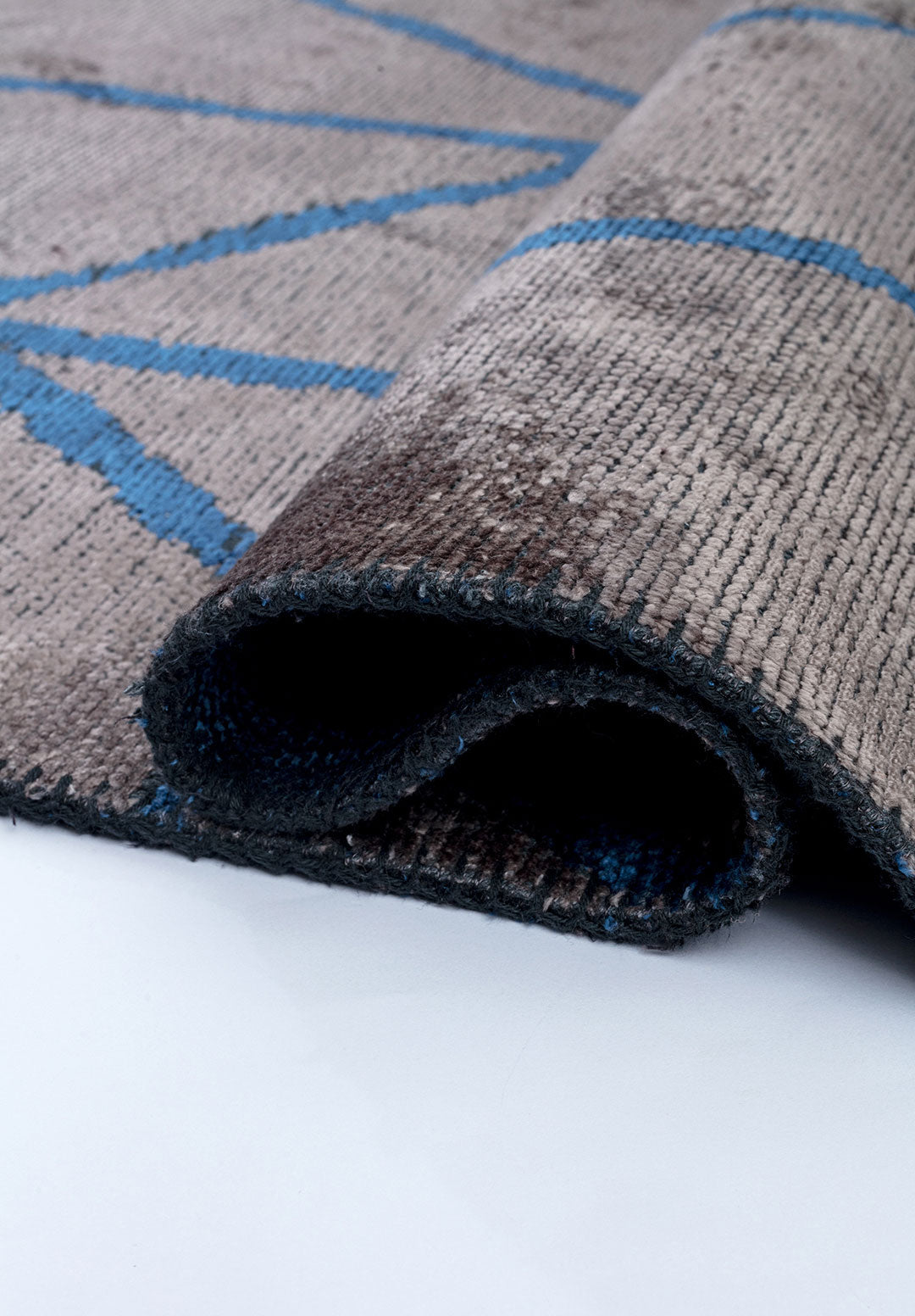 Grid Dark Grey - Navy Blue Rug Rugs - Venetto Design Venettodesign.com
