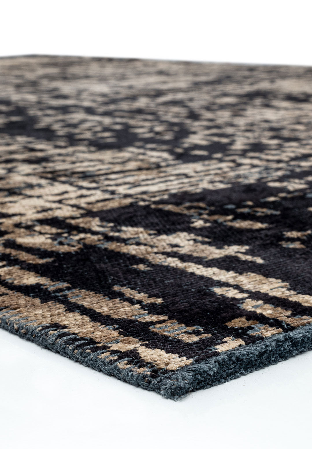 Pixel Black - Dark Beige Rug Rugs - Venetto Design Venettodesign.com