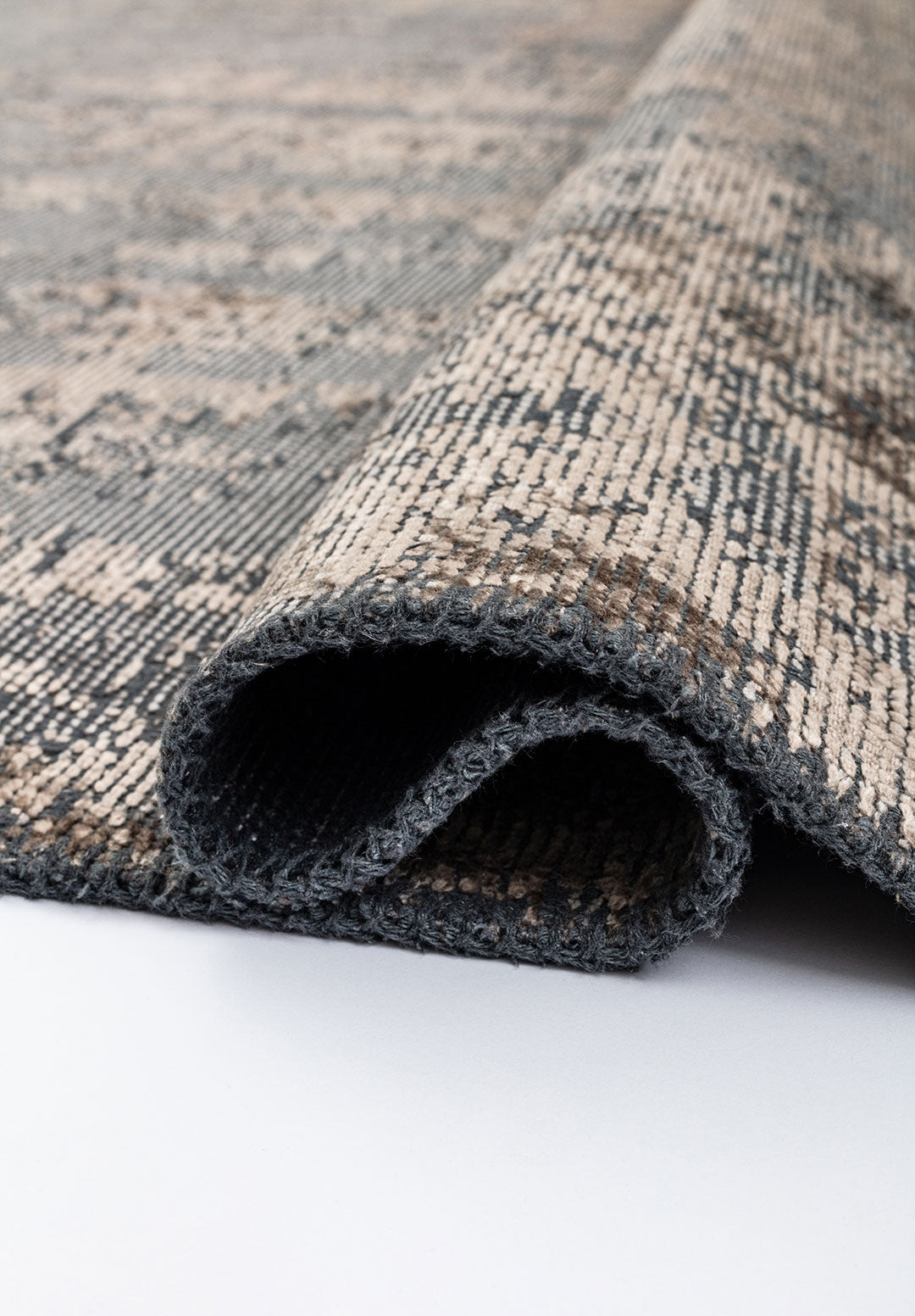 Horizon Nougat - Grey Rug Rugs - Venetto Design Venettodesign.com