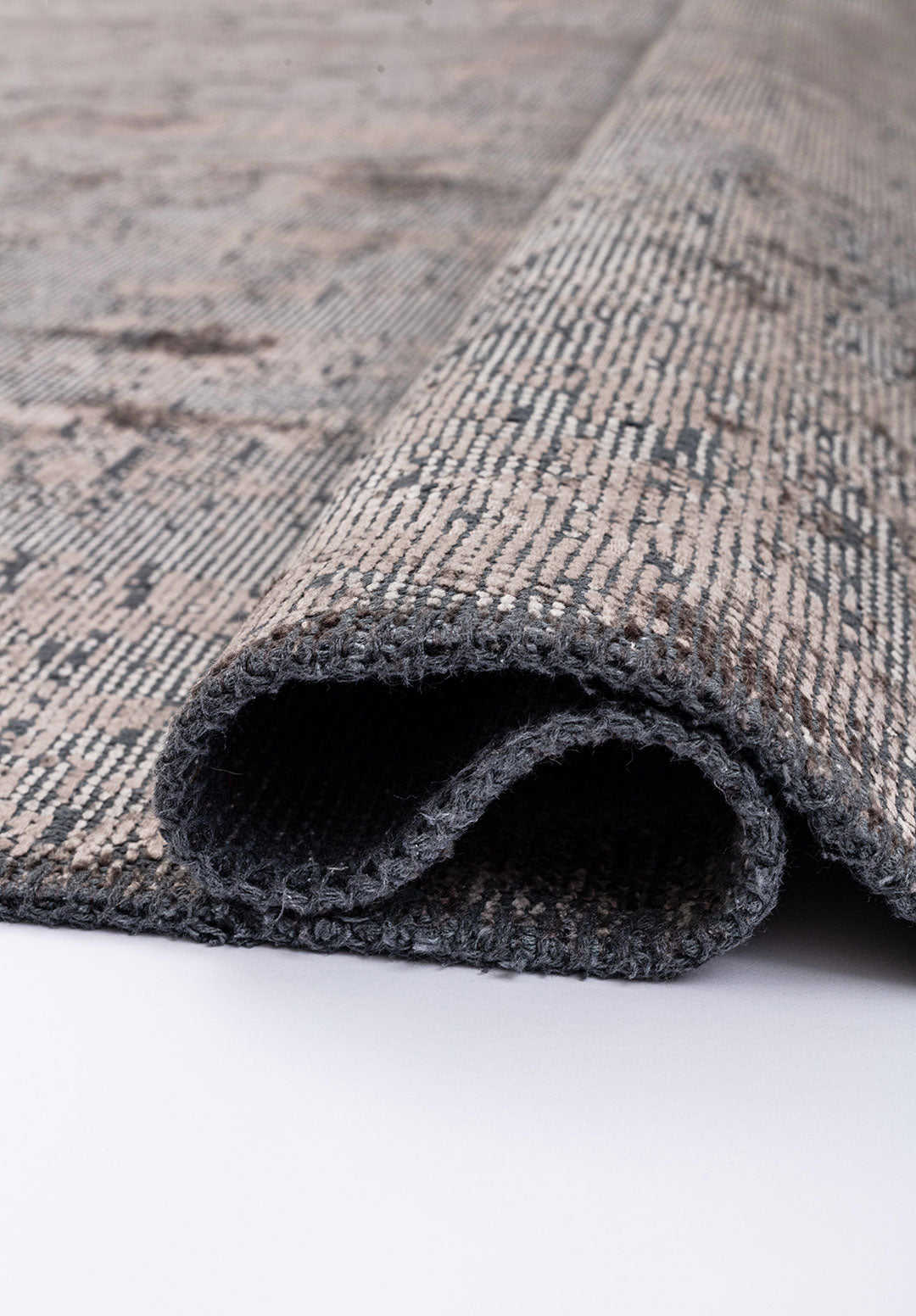Horizon Dark Grey - Grey Rug Rugs - Venetto Design Venettodesign.com