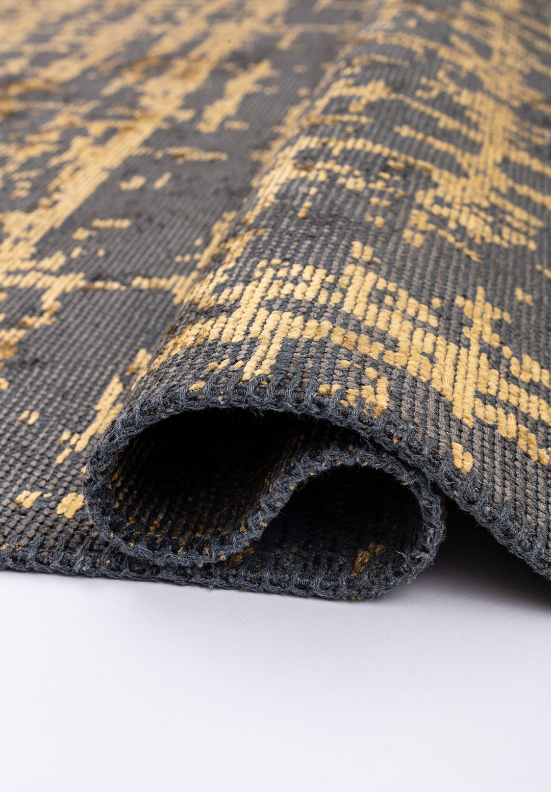 Spark Anthracite - Gold Rug Rugs - Venetto Design Venettodesign.com