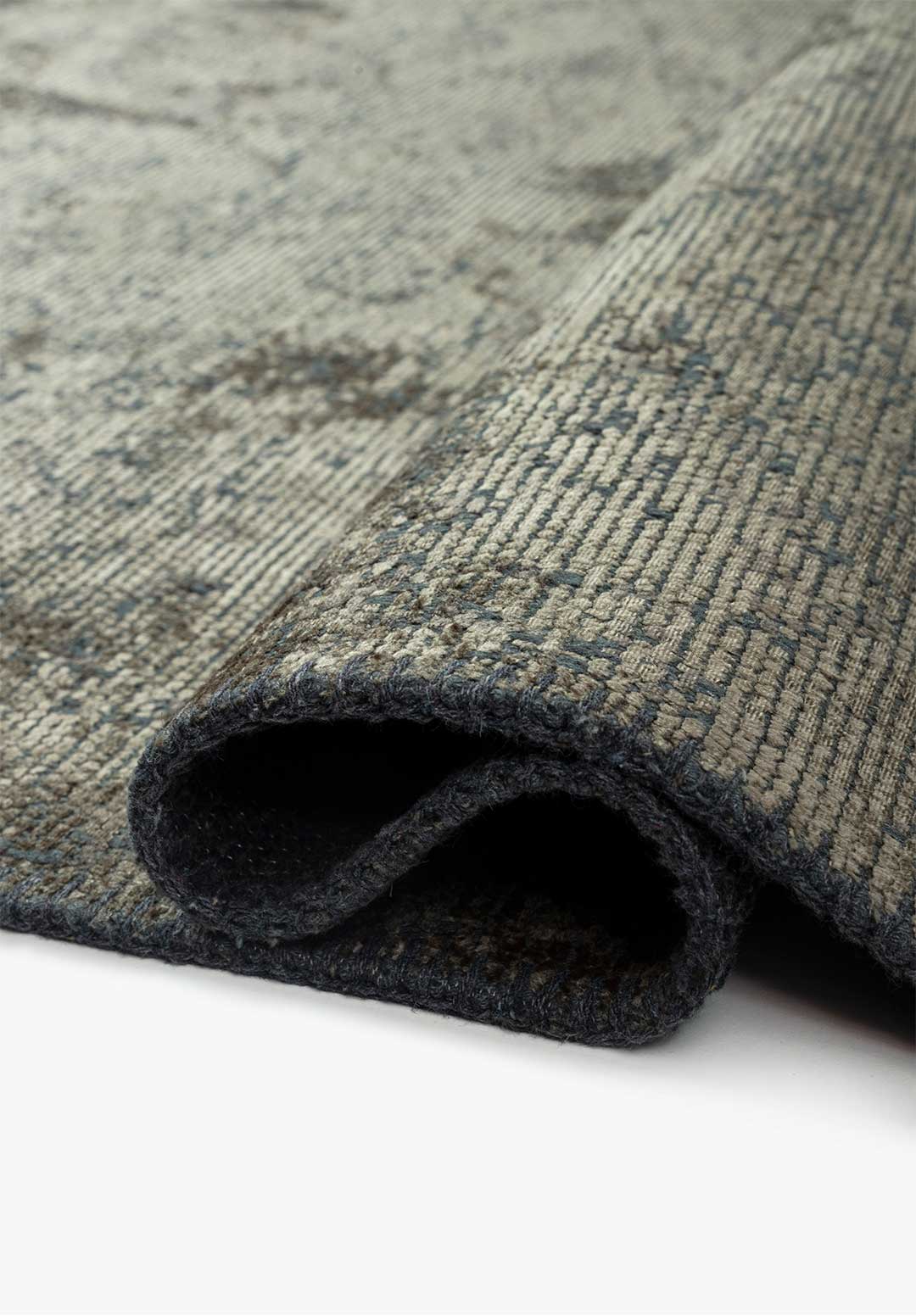 Classy Anthracite - Khaki Rug Rugs - Venetto Design Venettodesign.com