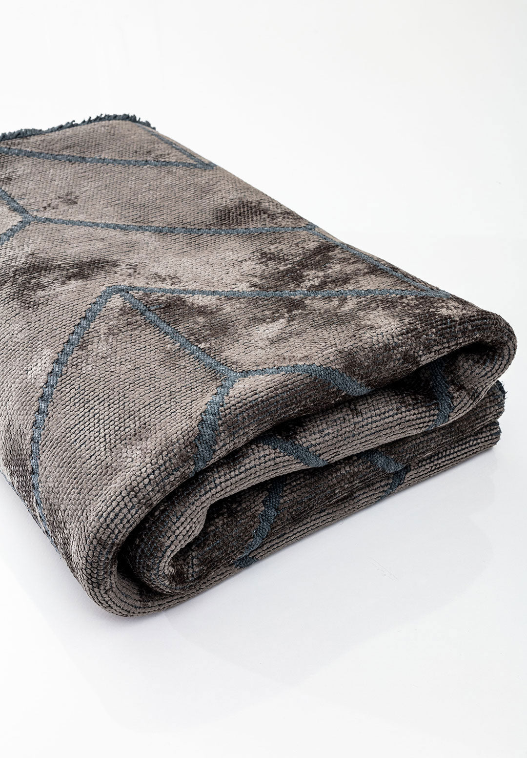 Arrow Nougat Rug Rugs - Venetto Design Venettodesign.com