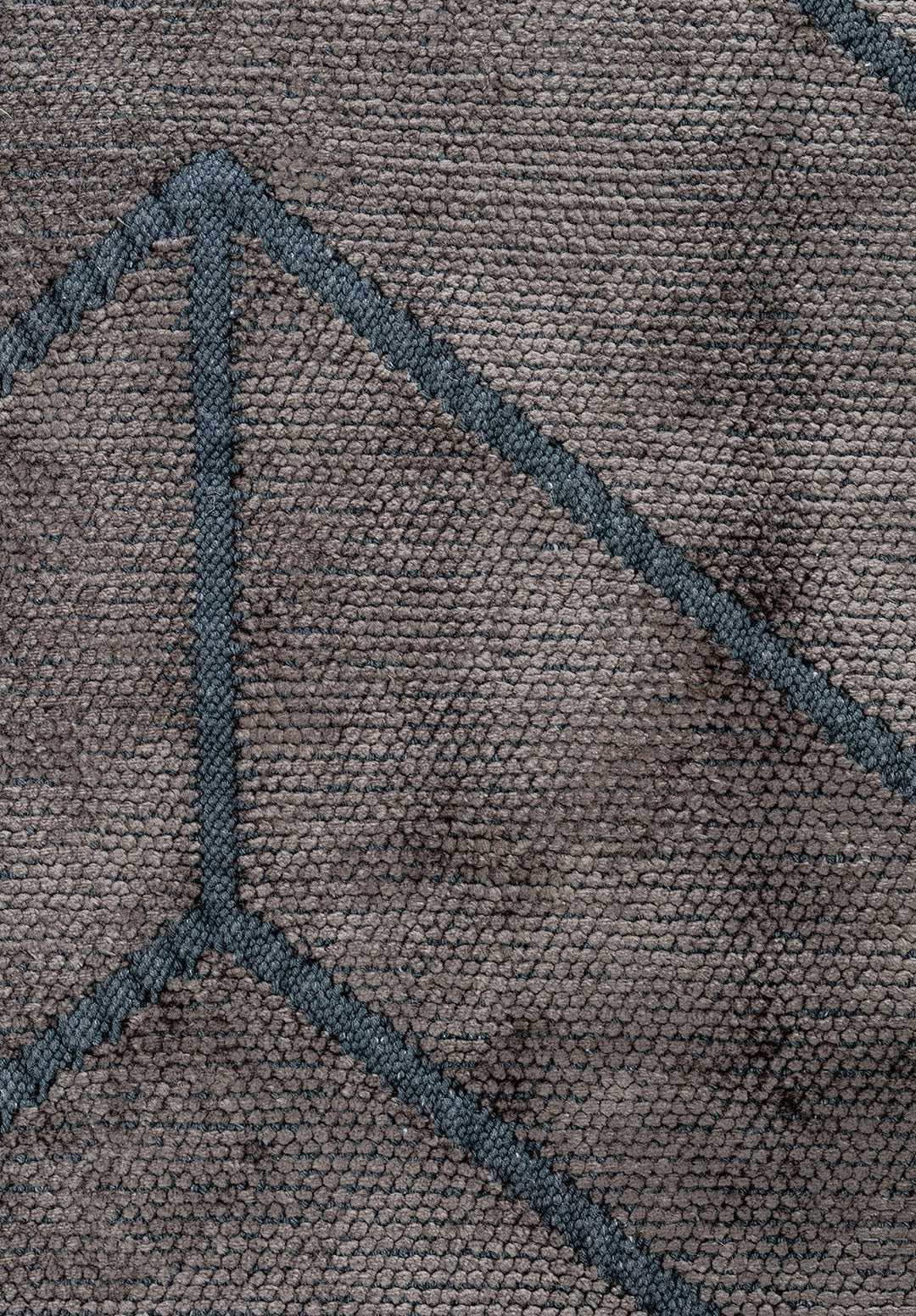 Arrow Nougat Rug Rugs - Venetto Design Venettodesign.com
