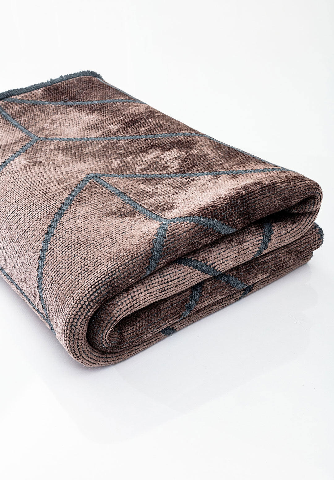 Arrow Dark Mink Rug Rugs - Venetto Design Venettodesign.com