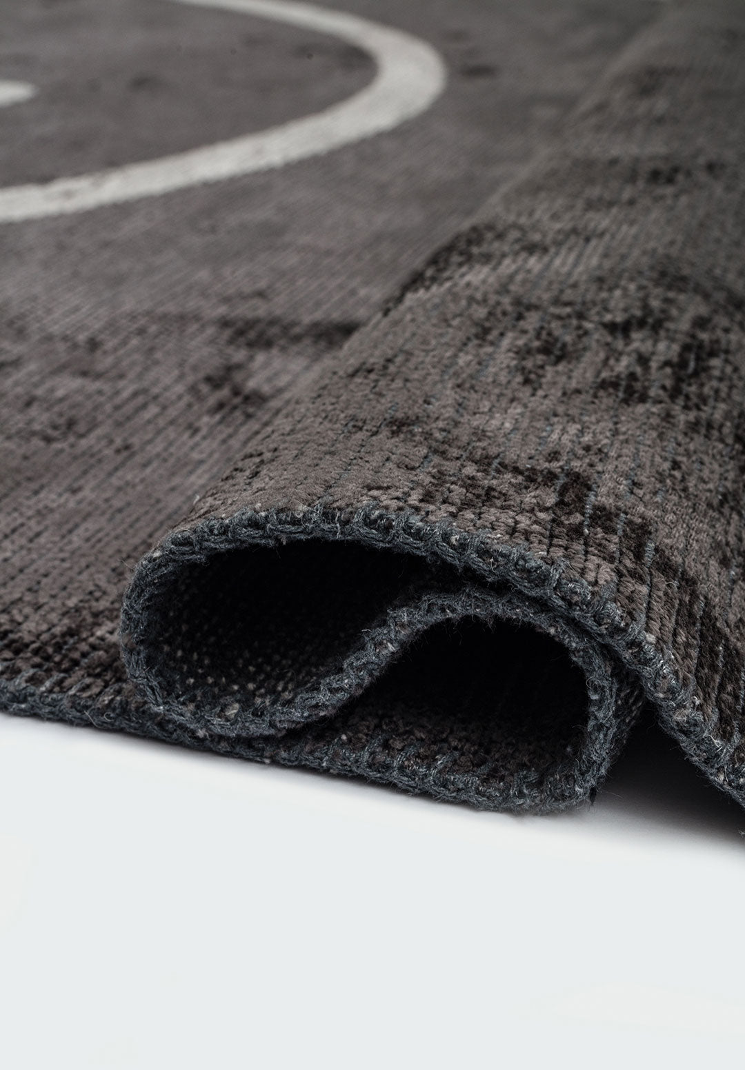 Signature Grey - Charcoal Rug Rugs - Venetto Design Venettodesign.com