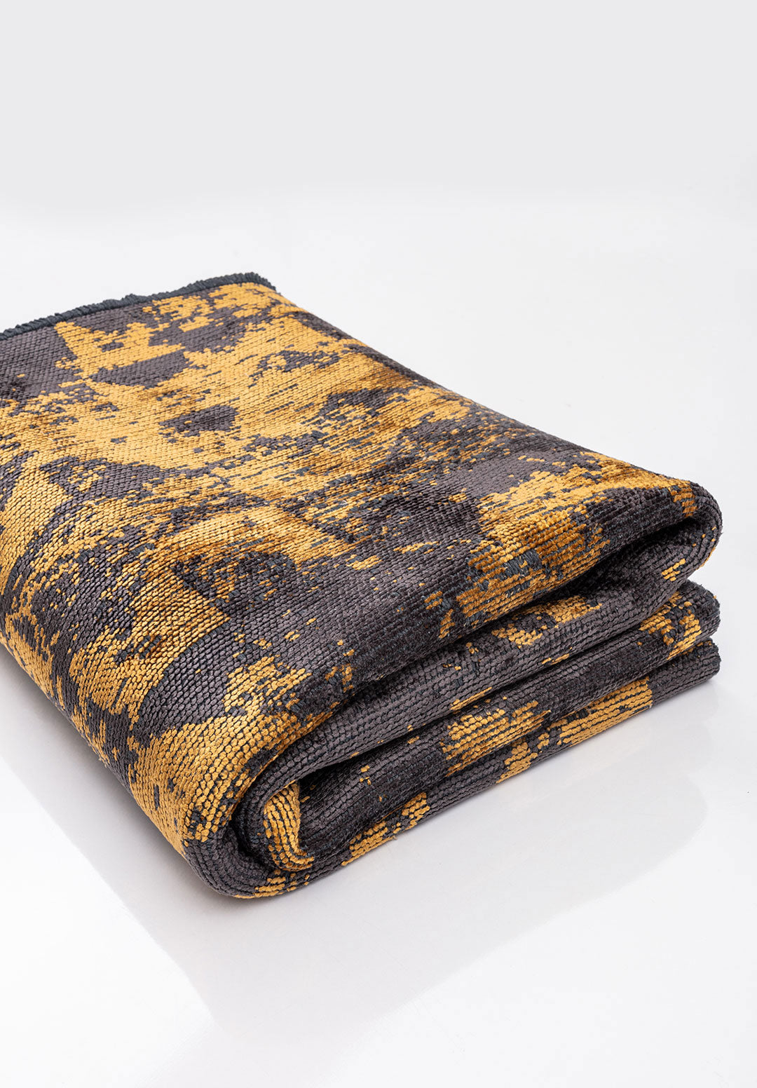 Triangle Charcoal - Mustard Rug Rugs - Venetto Design Venettodesign.com