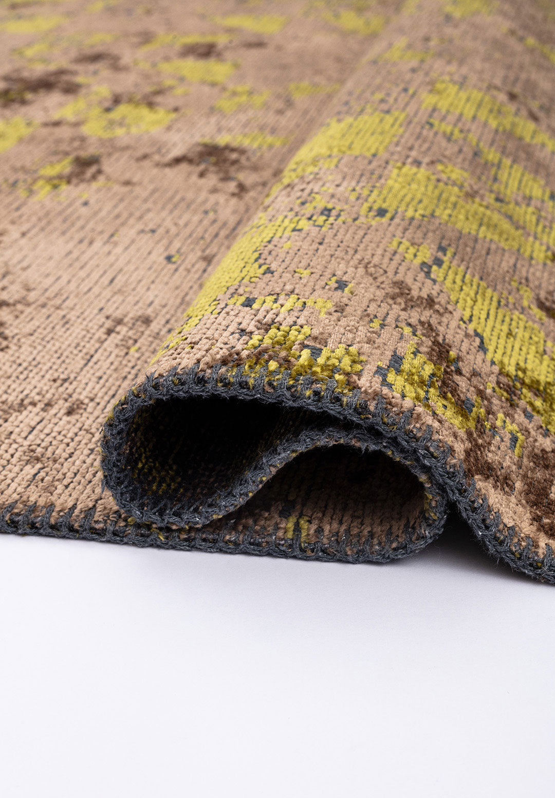 Triangle Light Brown - Kiwi Rug Rugs - Venetto Design Venettodesign.com