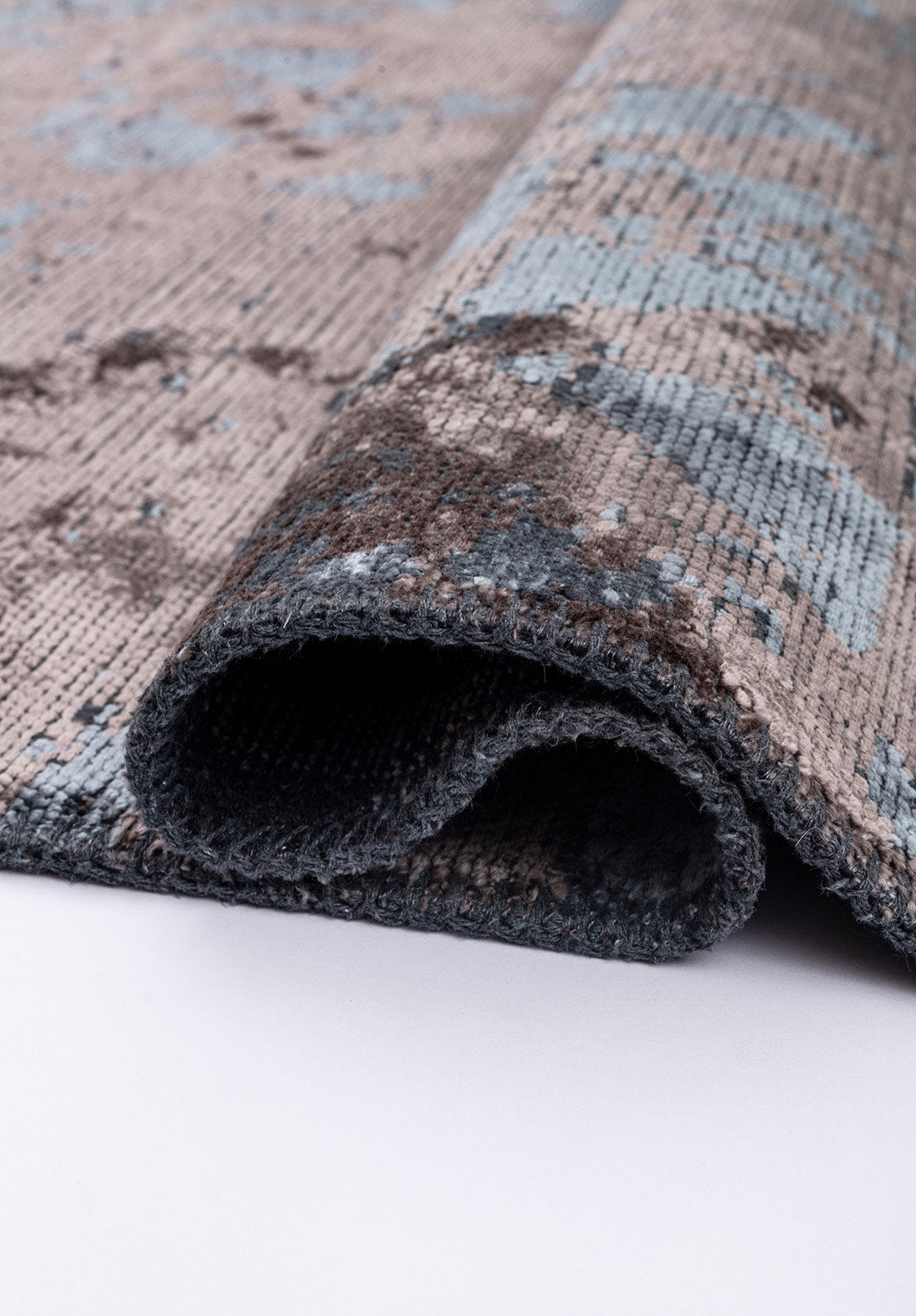 Triangle Dark Grey - Blue Rug Rugs - Venetto Design Venettodesign.com