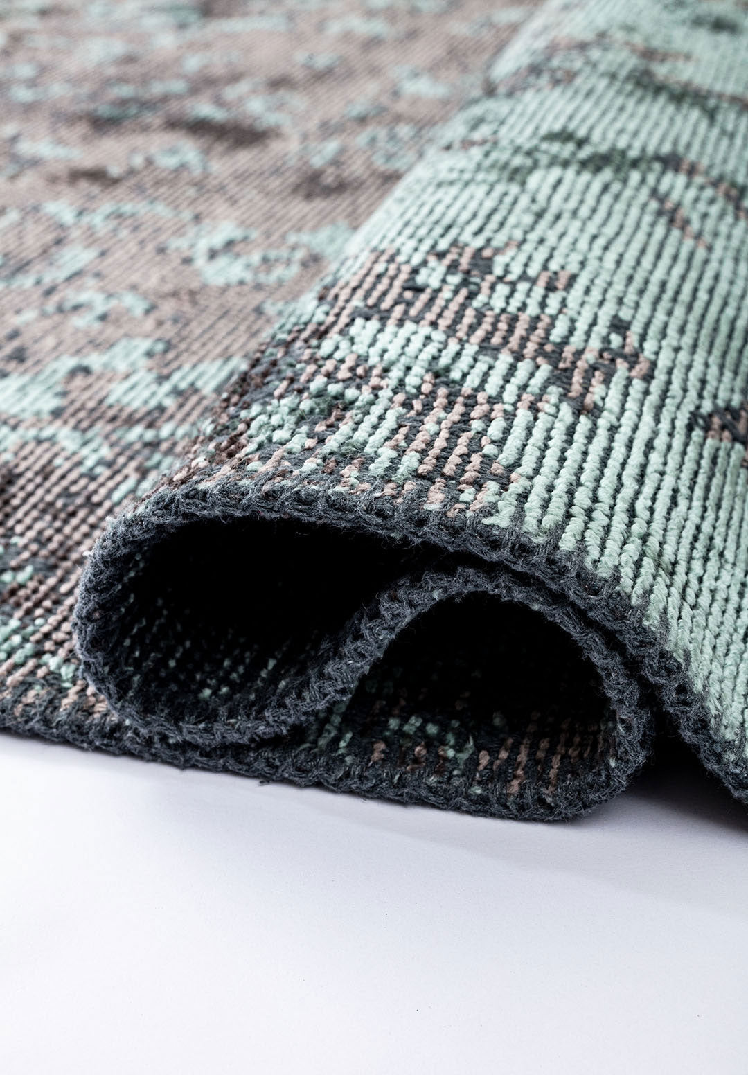 Grace Dark Grey - River Green Rug Rugs - Venetto Design Venettodesign.com