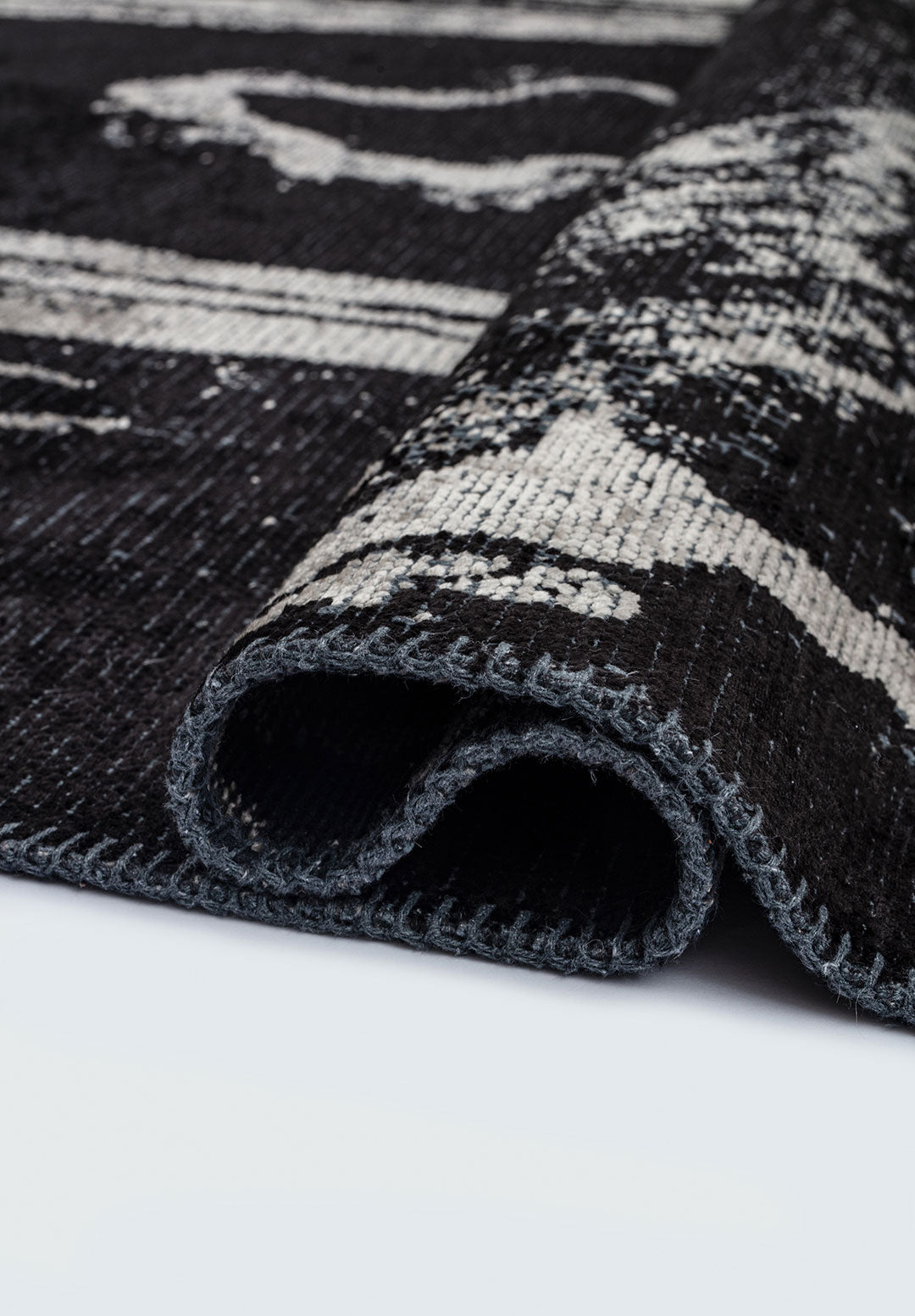 Smoke Cream - Black Rug Rugs - Venetto Design Venettodesign.com