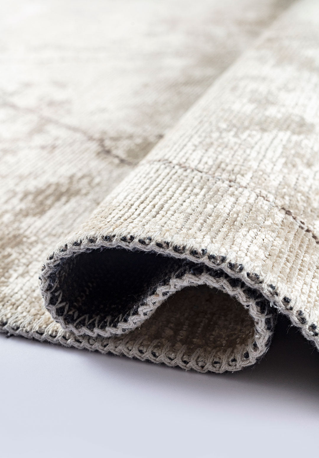 Bohemian Dark Grey - White Rug Rugs - Venetto Design Venettodesign.com