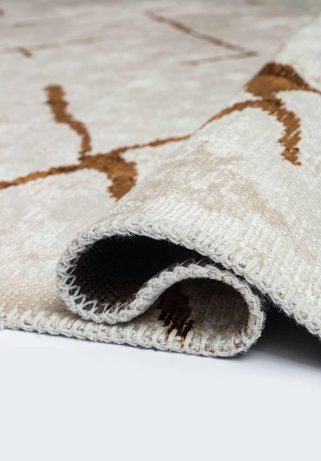 Wave Cacao - White Rug Rugs - Venetto Design Venettodesign.com
