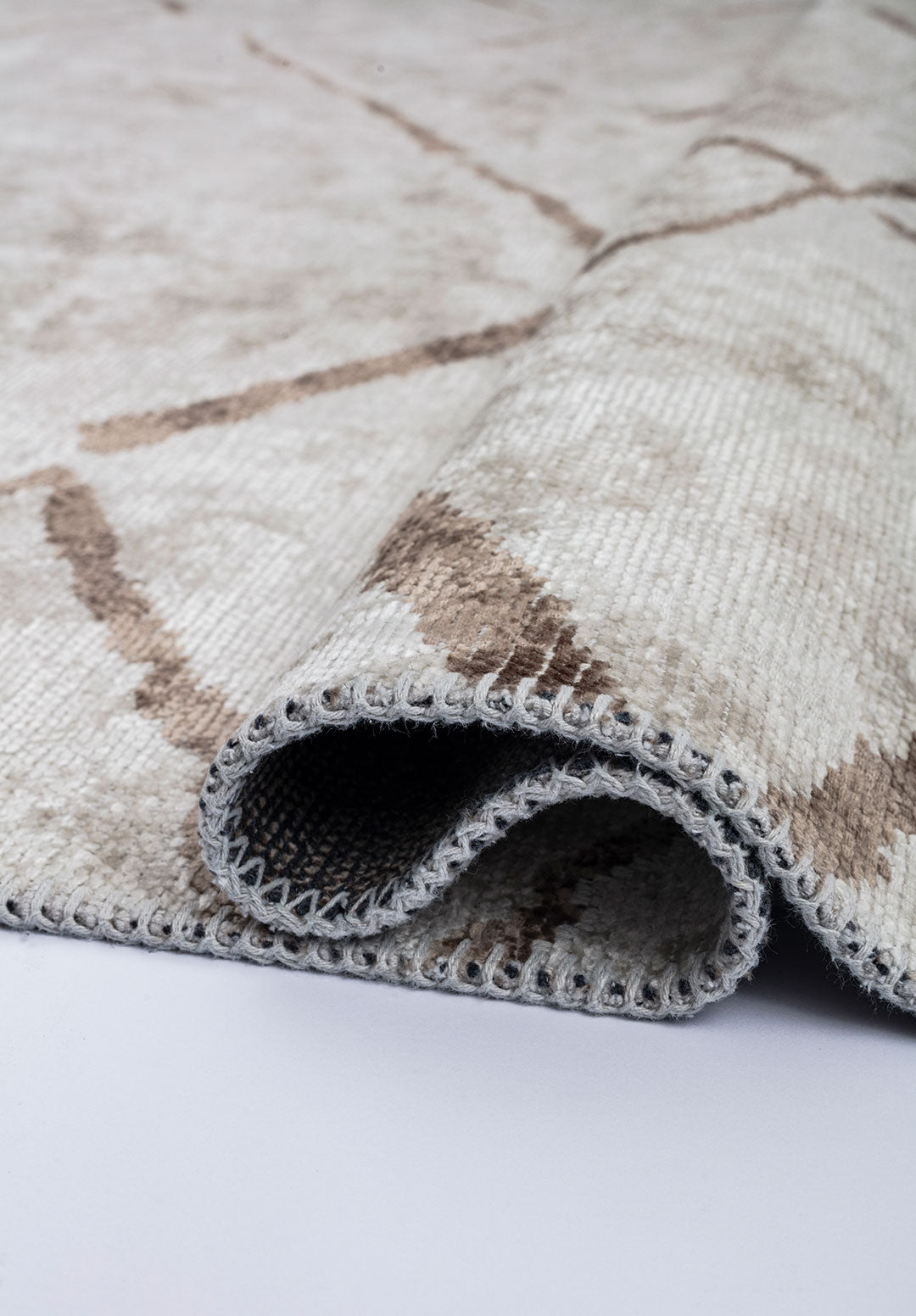 Wave Nougat - White Rug Rugs - Venetto Design Venettodesign.com