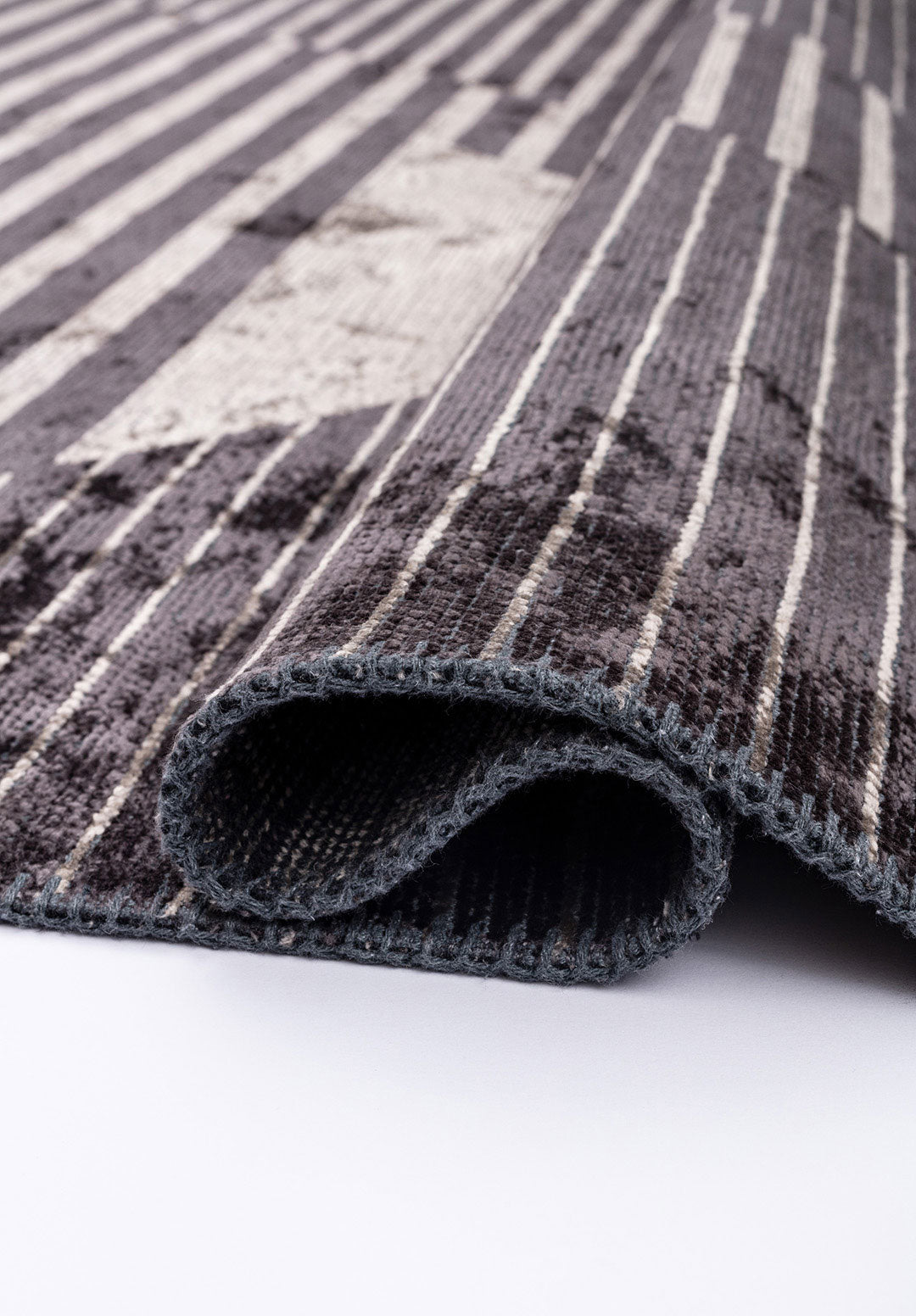 Lines Charcoal - Beige Rug Rugs - Venetto Design Venettodesign.com