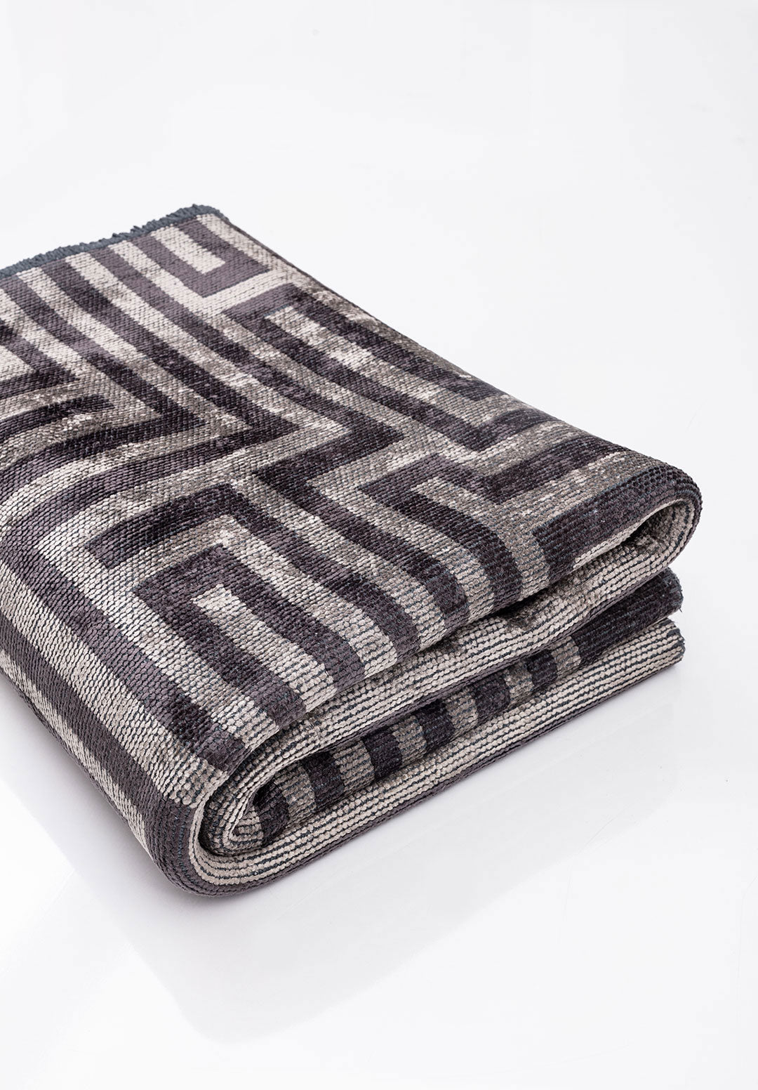 Nest Charcoal - Grey Rug Rugs - Venetto Design Venettodesign.com