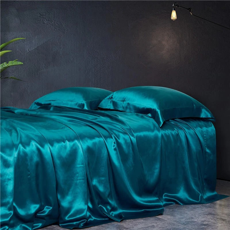 Eloise Aqua Marine Luxury Pure Mulberry Silk Bedding Set Duvet Cover Set - Venetto Design Venettodesign.com