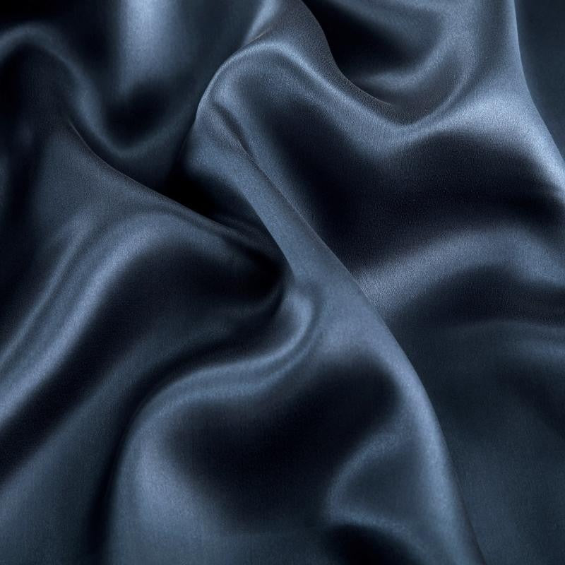 Eloise Navy Blue Luxury Pure Mulberry Silk Bedding Set Duvet Cover Set - Venetto Design Venettodesign.com