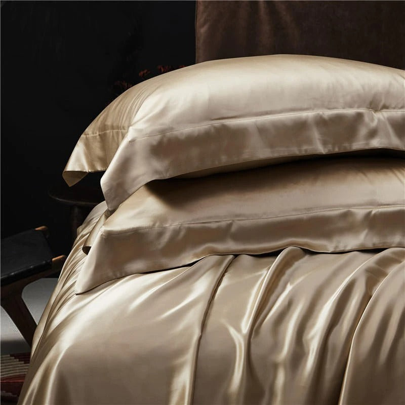 Eloise Leather Beige Luxury Pure Mulberry Silk Bedding Set Duvet Cover Set - Venetto Design Venettodesign.com