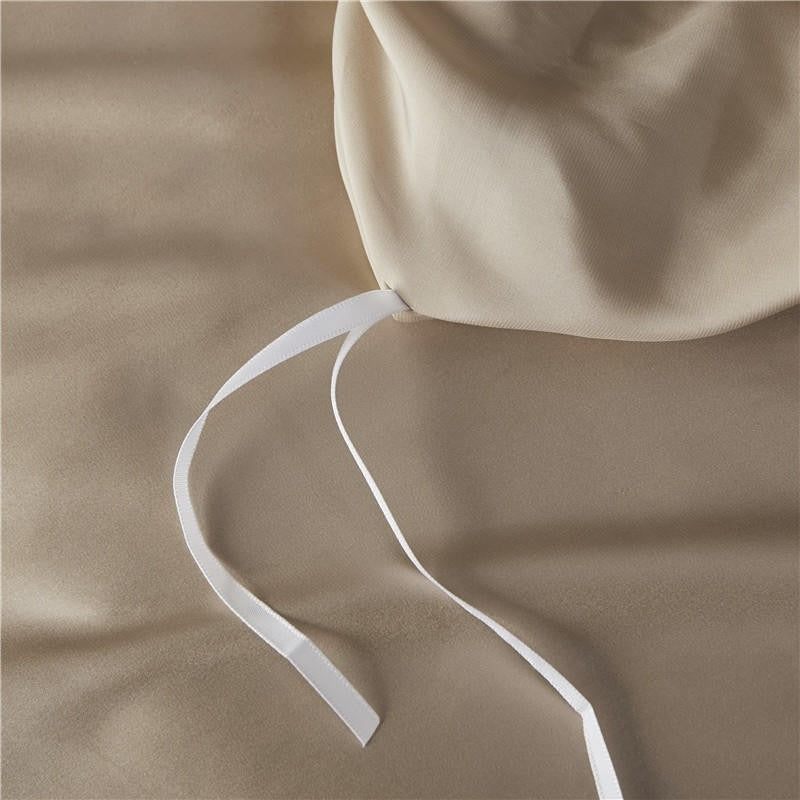 Eloise Leather Beige Luxury Pure Mulberry Silk Bedding Set Duvet Cover Set - Venetto Design Venettodesign.com