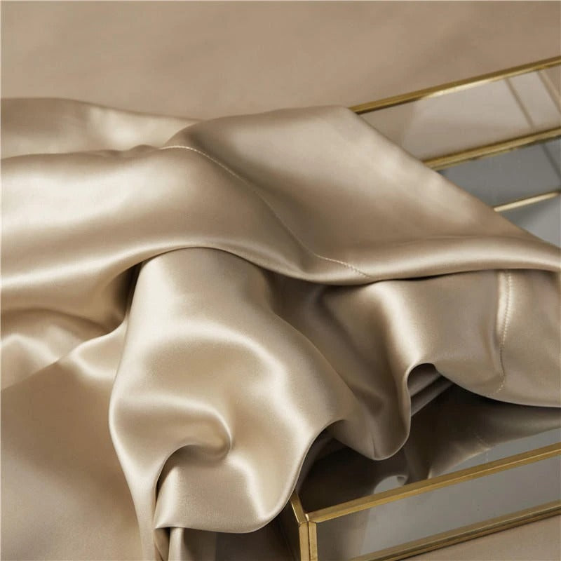 Eloise Leather Beige Luxury Pure Mulberry Silk Bedding Set Duvet Cover Set - Venetto Design Venettodesign.com