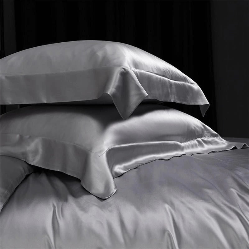 Eloise Sonic Silver Luxury Pure Mulberry Silk Bedding Set Duvet Cover Set - Venetto Design Venettodesign.com
